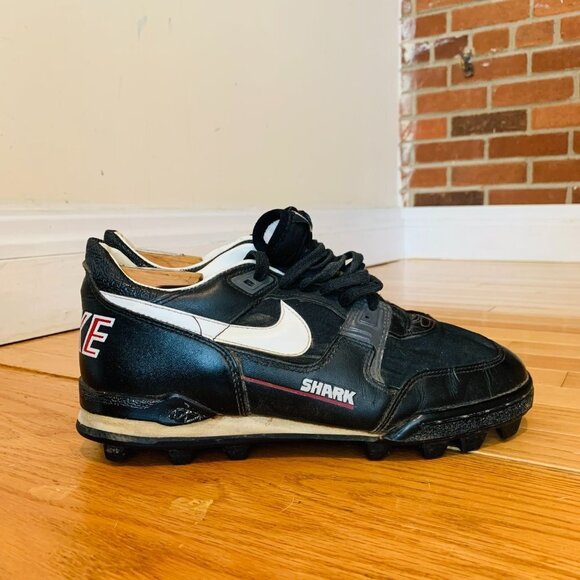 Vintage 1991 Nike Grid Shark Football Cleats Size 10.5 - Picture 1 of 13